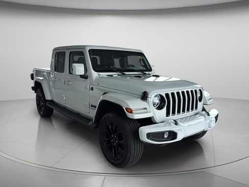 Used 2021 Jeep Gladiator Overland AWD/4WD image 22