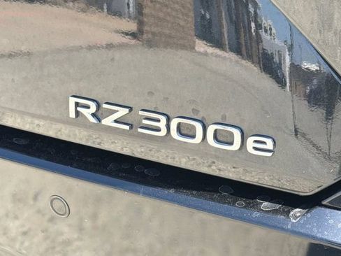 Used 2024 Lexus RZ 300e Premium w/ Accessory Package (Z1) FWD image 34