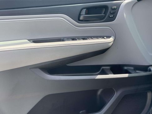 Used 2020 Honda Odyssey EX-L image 18