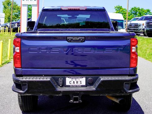 Used 2020 Chevrolet Silverado 2500 Custom w/ Custom Value Package AWD/4WD image 5
