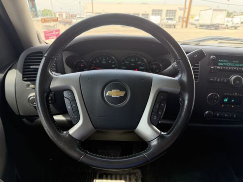 Used 2013 Chevrolet Silverado 1500 LT AWD/4WD image 14