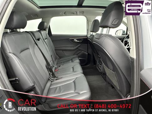 Used 2024 Audi Q7 3.0T Premium Plus image 45