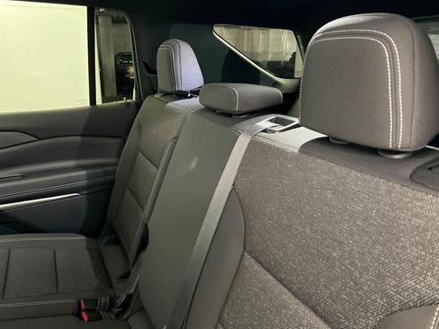 New 2026 Chevrolet Traverse LT w/ Driver Confidence Package AWD/4WD image 22