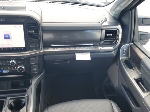 New 2026 Ford F350 Lariat w/ FX4 Off-Road Package image 13