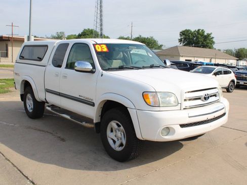 Used 2003 Toyota Tundra SR5 AWD/4WD image 2