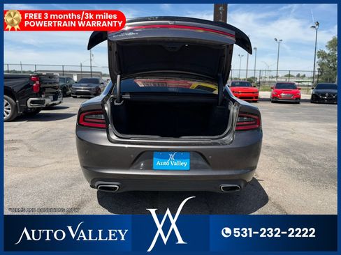 Used 2022 Dodge Charger SXT RWD image 32