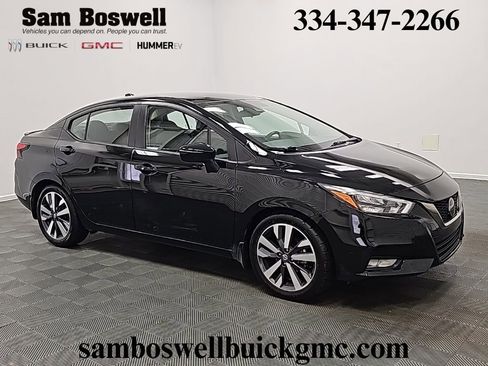 Used 2021 Nissan Versa SR w/ Convenience Package image 1