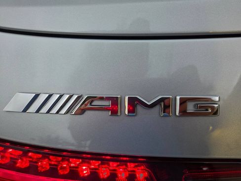 Used 2022 Mercedes-Benz SL 55 AMG 4MATIC image 32