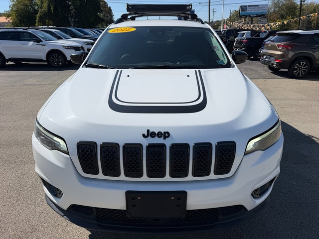 Used 2022 Jeep Cherokee Latitude w/ Trailer Tow Group AWD/4WD image 11
