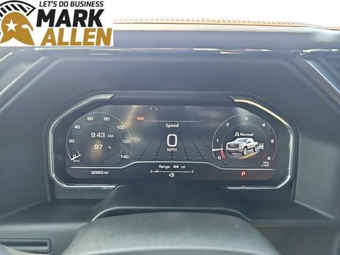 Used 2025 GMC Sierra 1500 AT4 AWD/4WD image 11