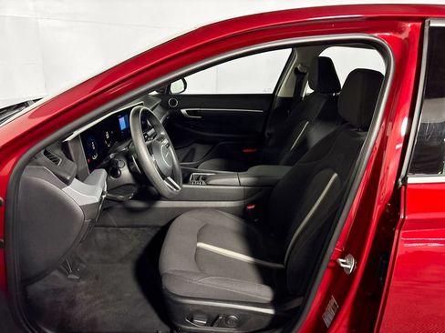 Used 2025 Hyundai Sonata SEL FWD image 11