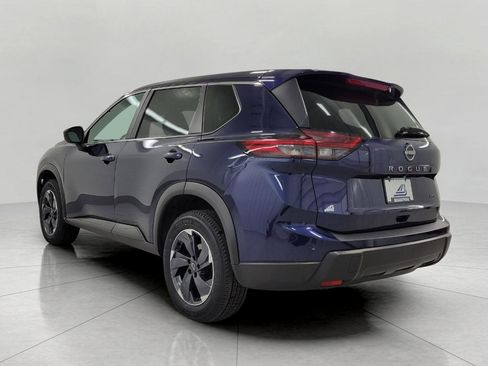 Used 2025 Nissan Rogue SV image 21