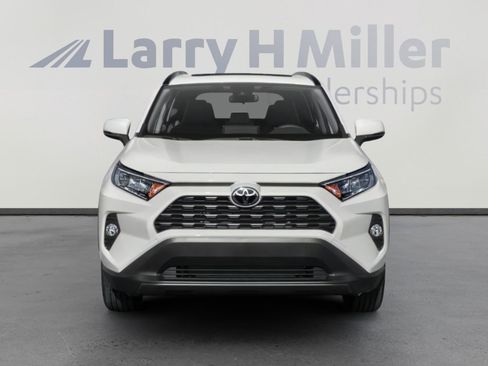 Certified 2021 Toyota RAV4 XLE AWD/4WD image 4