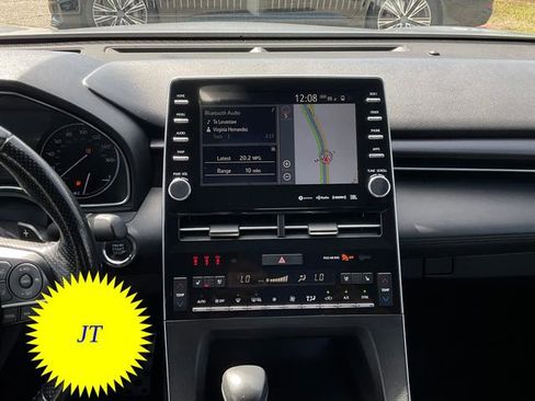 Used 2019 Toyota Avalon Touring image 19