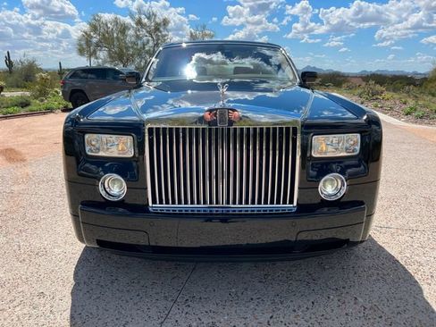 Used 2004 Rolls-Royce Phantom Sedan RWD image 34