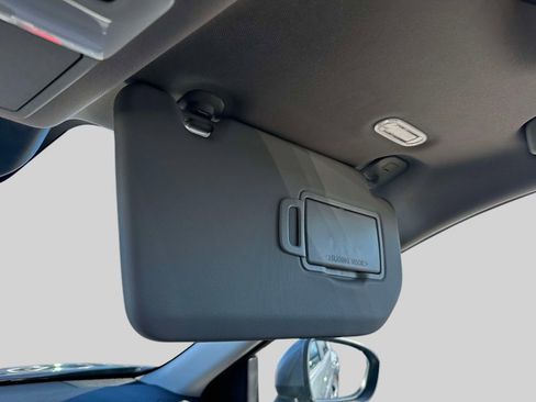 Used 2025 Nissan Rogue SV w/ SV Premium Package image 28