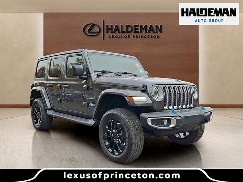 Used 2022 Jeep Wrangler Unlimited Sahara w/ Cold Weather Group image 1