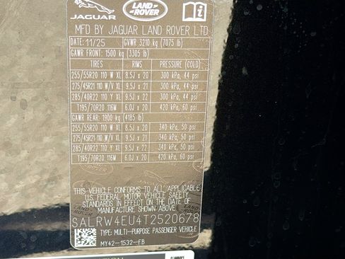 New 2026 Land Rover Discovery Limited Edition image 43