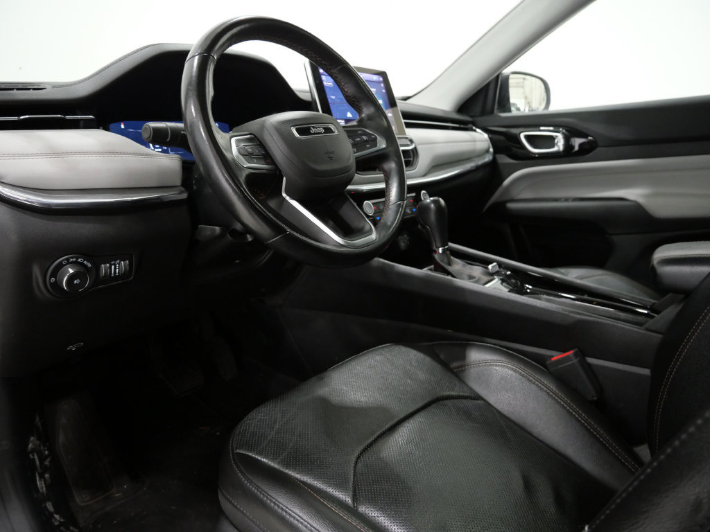 Used 2022 Jeep Compass Limited w/ Elite Group AWD/4WD image 12
