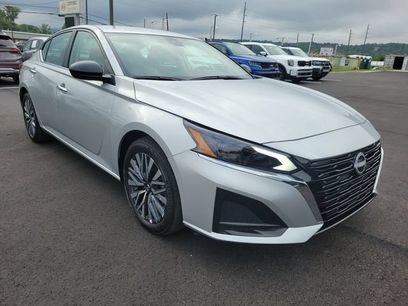 Used 2025 Nissan Altima 2.5 SV