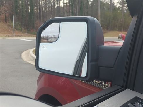 Used 2015 Ford F150 XLT w/ Equipment Group 301A Mid image 18