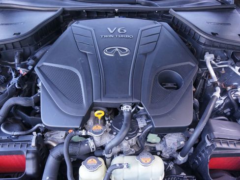 Used 2019 INFINITI Q50 Luxe w/ Essential Package (3.0T Luxe) image 21