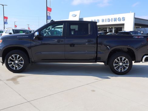 Used 2024 Chevrolet Silverado 1500 LT image 8