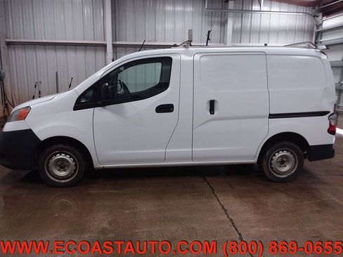 Used 2016 Nissan NV200 S w/ Back Door Glass Package image 6