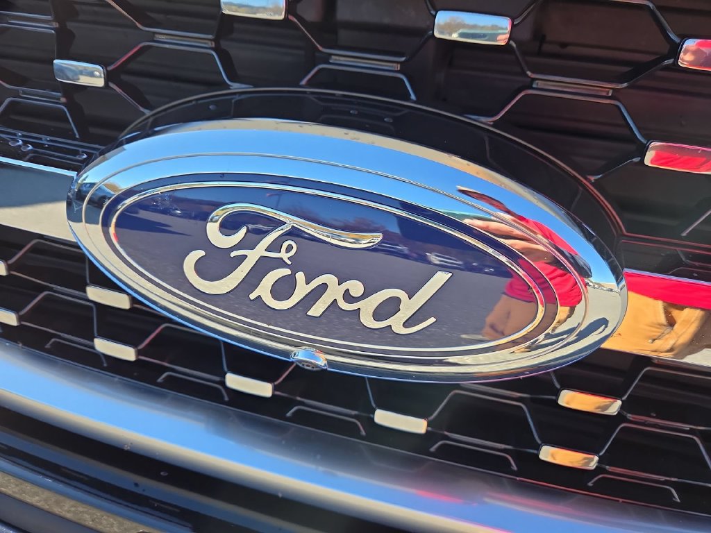 Used 2023 Ford F150 Platinum w/ Equipment Group 701A High AWD/4WD image 21