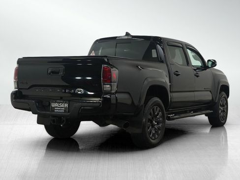 Used 2022 Toyota Tacoma Limited image 5