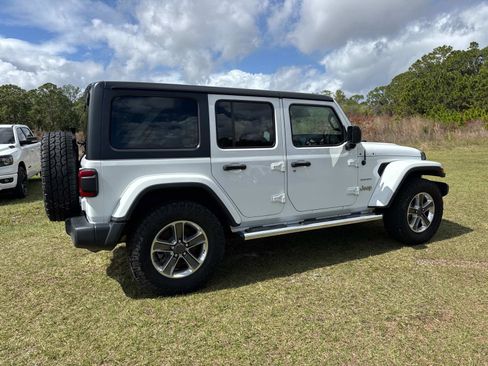 Used 2019 Jeep Wrangler Unlimited Sahara w/ Dual Top Group image 3