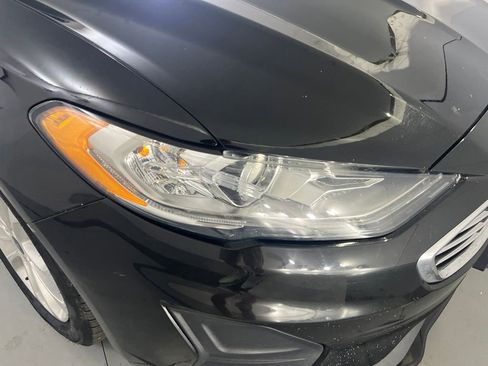Used 2019 Ford Fusion SE FWD image 33