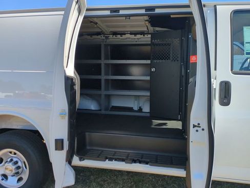 New 2025 Chevrolet Express 2500 w/ Driver Convenience Package image 21