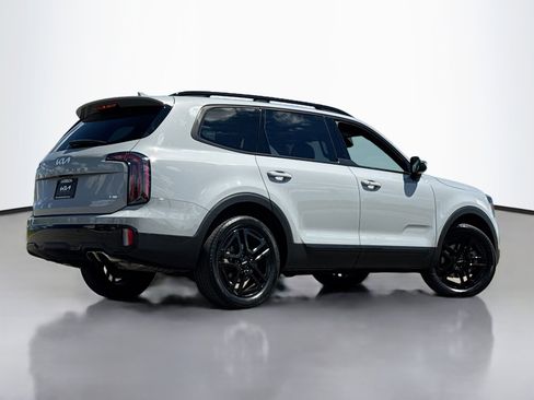 Used 2024 Kia Telluride EX X-Line AWD/4WD image 2