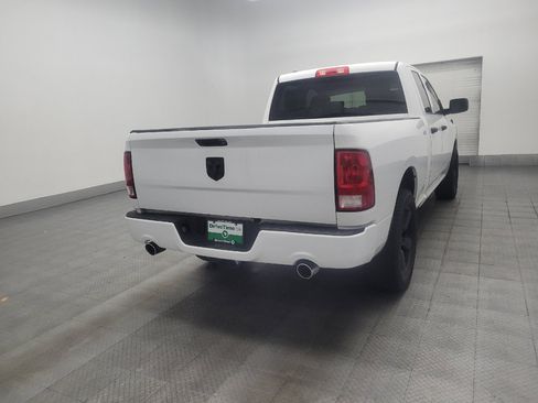 Used 2016 RAM 1500 Express RWD image 9