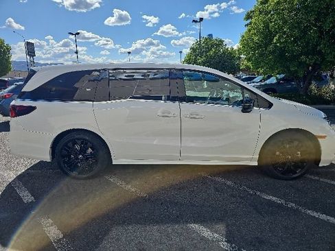 New 2026 Honda Odyssey Sport-L image 4