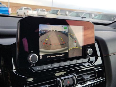 Used 2024 Nissan Pathfinder Rock Creek image 14