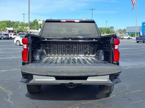 Used 2025 Chevrolet Silverado 1500 LT AWD/4WD image 22