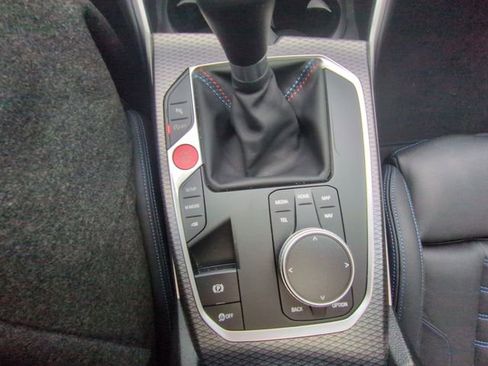 Used 2025 BMW M2 image 32