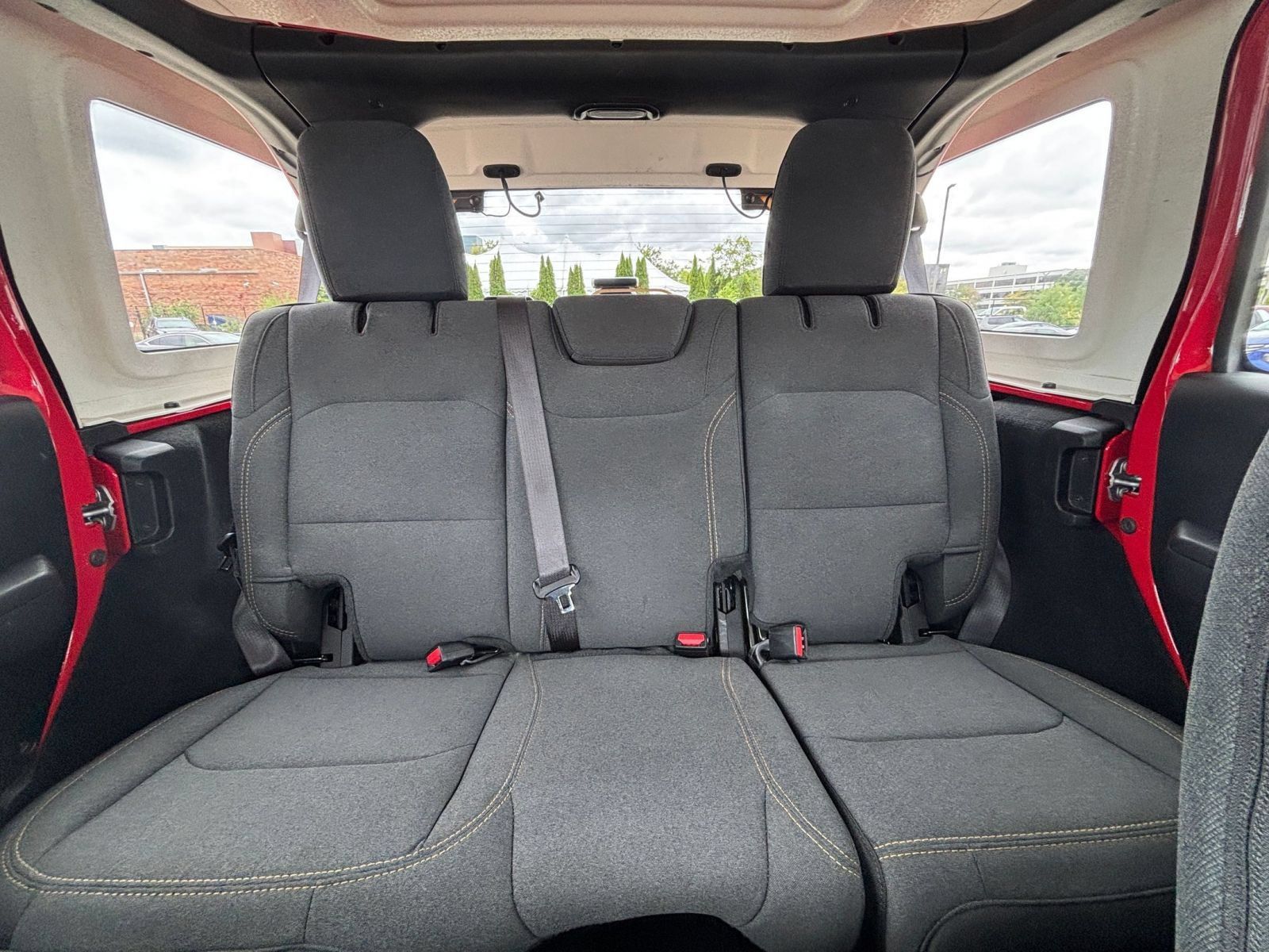 Used 2025 Jeep Wrangler Unlimited Sport AWD/4WD image 35