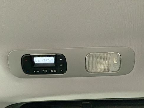 Used 2019 Honda Odyssey EX-L image 4