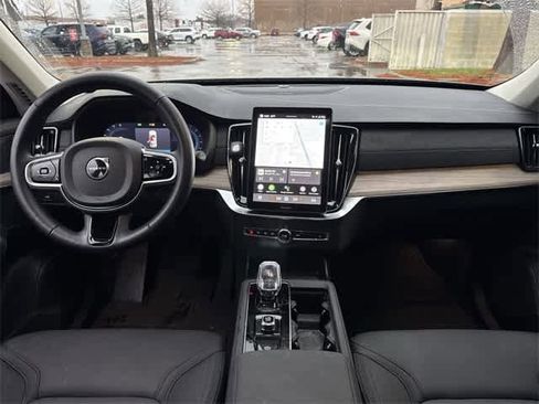 Used 2025 Volvo XC90 B6 Plus w/ Protection Package Premier image 20