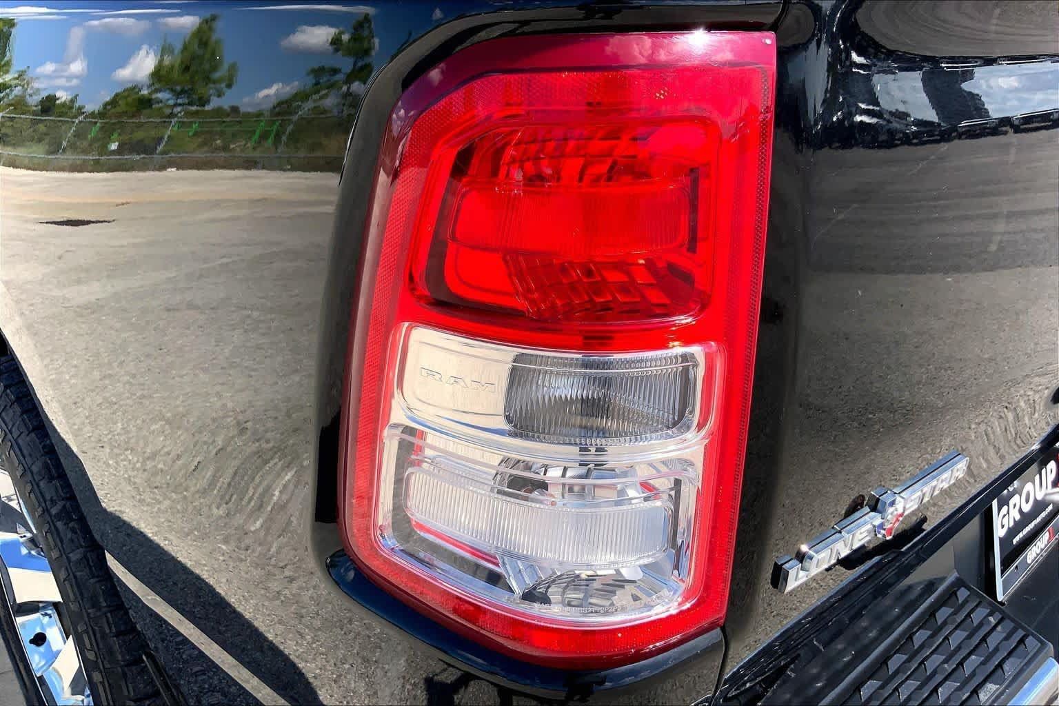 Used 2019 RAM 1500 Big Horn RWD image 28