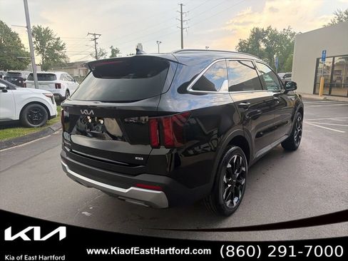 New 2026 Kia Sorento EX AWD/4WD image 8
