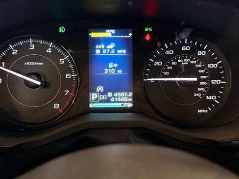 Used 2023 Subaru Crosstrek 2.0i Premium image 12