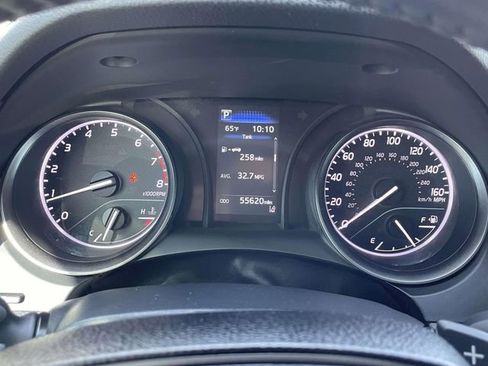 Used 2024 Toyota Camry SE FWD image 19
