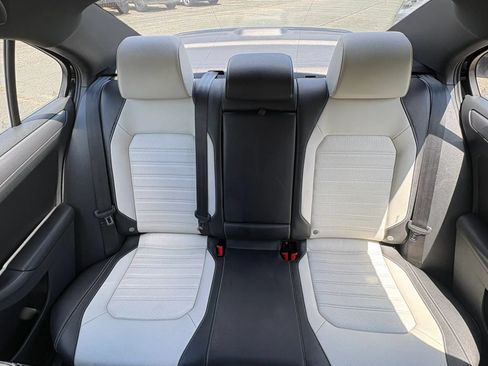 Used 2016 Volkswagen Jetta Sport FWD image 30