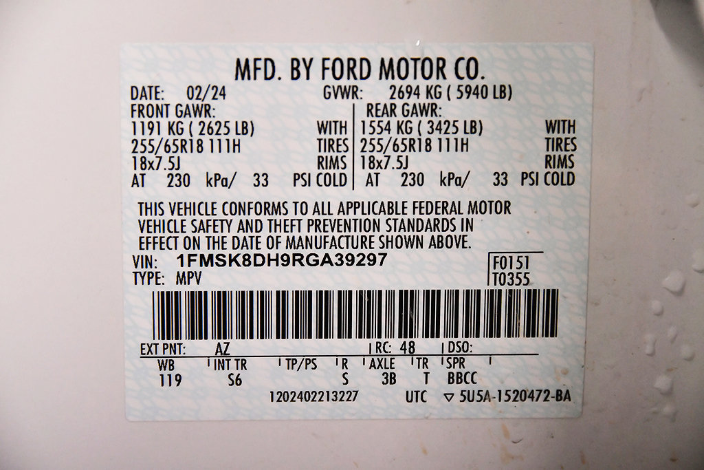 Used 2024 Ford Explorer XLT w/ Equipment Group 202A AWD/4WD image 17