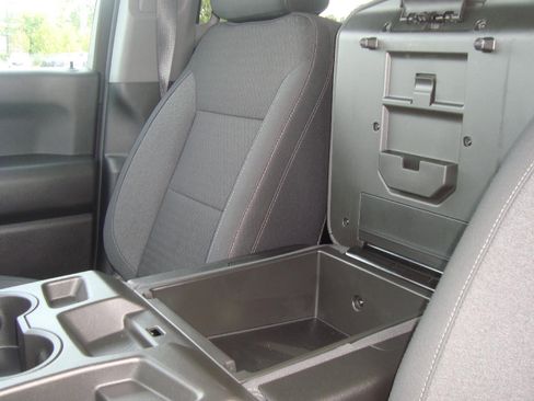 Used 2022 Chevrolet Silverado 1500 Custom image 10