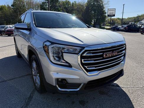 Used 2022 GMC Terrain SLT AWD/4WD image 8